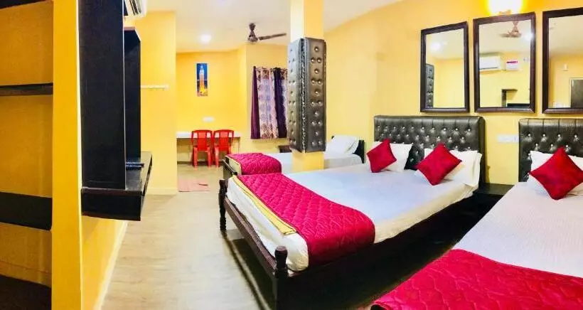 ホテル Royal Palace Marina