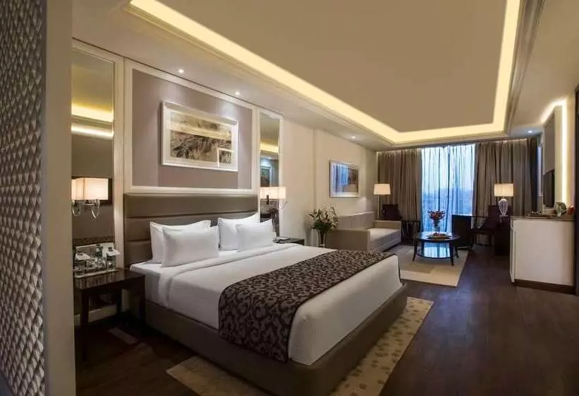 Hotelli Singhania Sarovar Portico