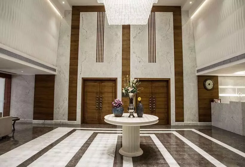 Hotelli Singhania Sarovar Portico