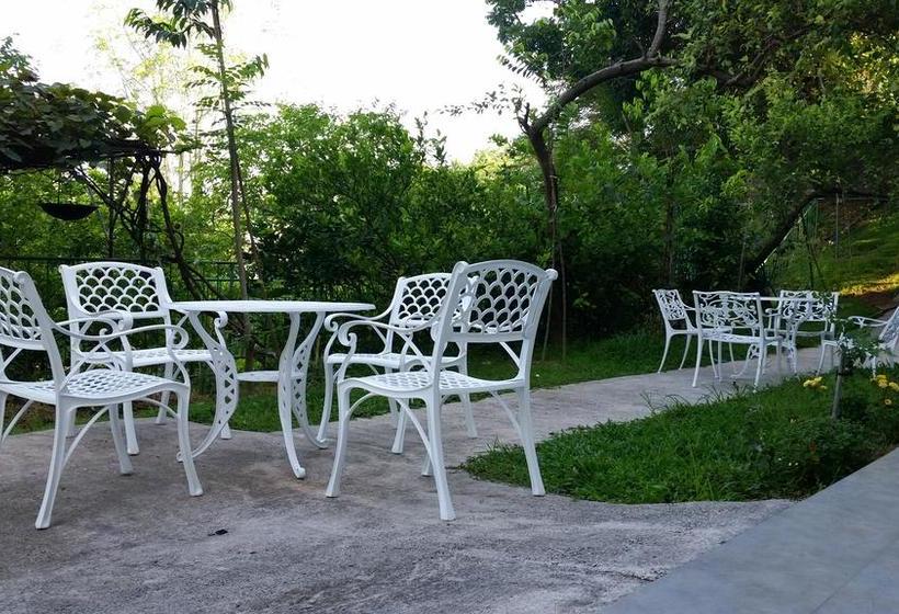 Colombo Hotel By Colombo Village