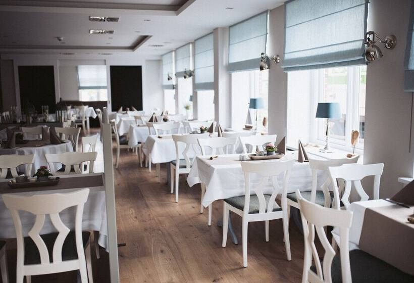 호텔 Waastwinj   500m Vom Strand