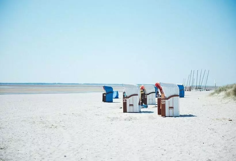 ホテル Waastwinj   500m Vom Strand