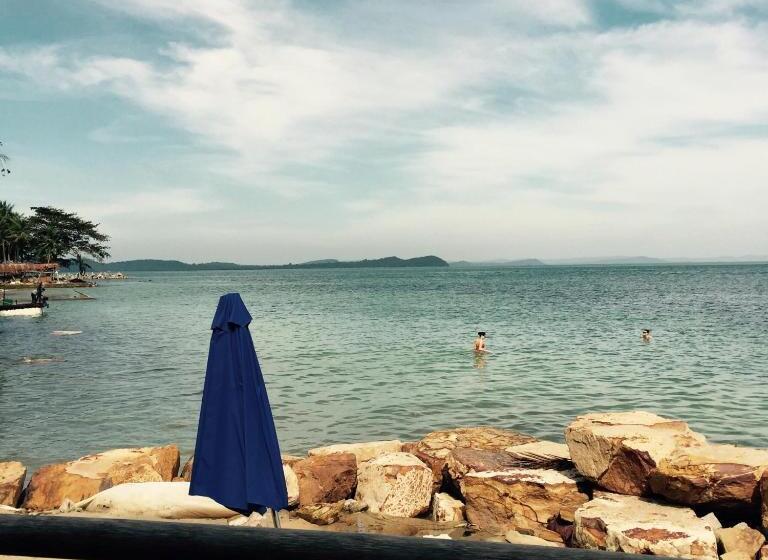 Phu Quoc Kim 2 Beach Front Resort