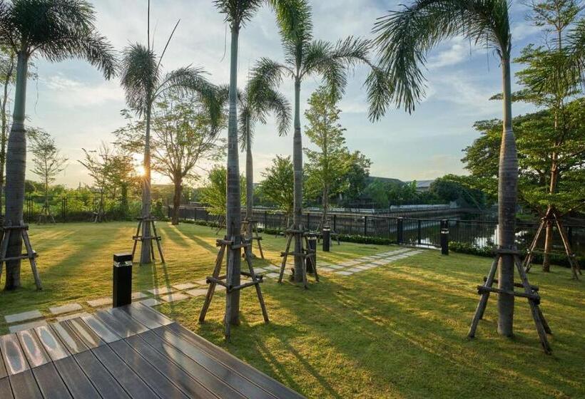 The Park Nine Hotel Suvarnabhumi