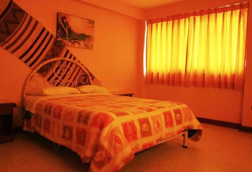 ユースホステル Hostal Vista Hermosa