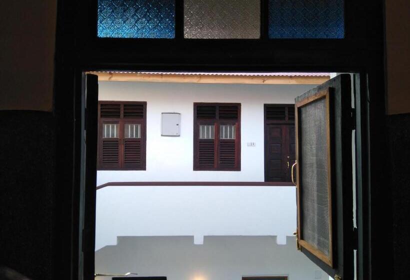 فندق صغير Zlife Stone Town