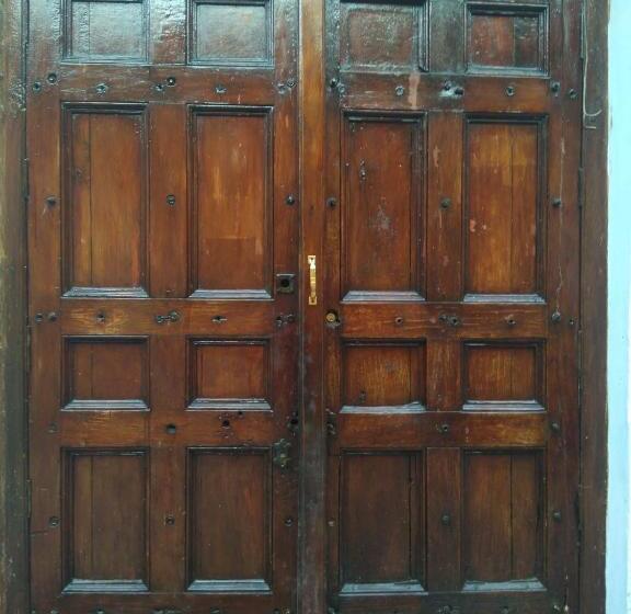 فندق صغير Zlife Stone Town