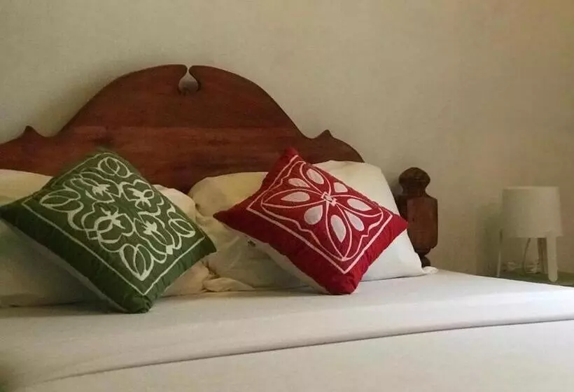 ユースホステル Zlife Stone Town