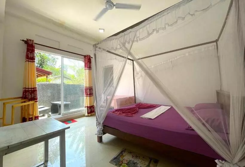 تختخواب و صبحانه Mount Top