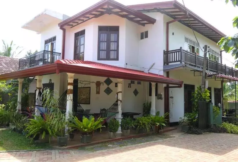 تختخواب و صبحانه Mount Top