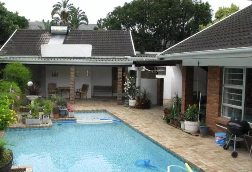 تختخواب و صبحانه Sounds Of The Sea