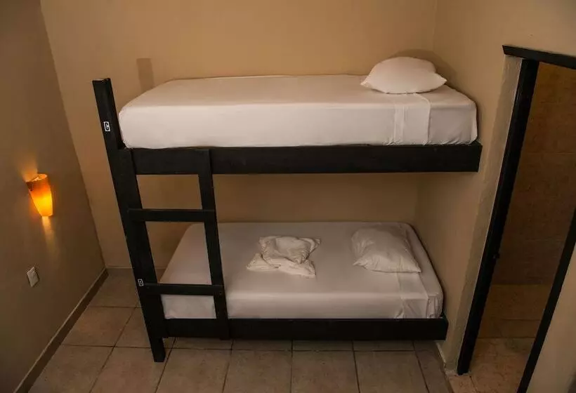Deja Hostel Suites
