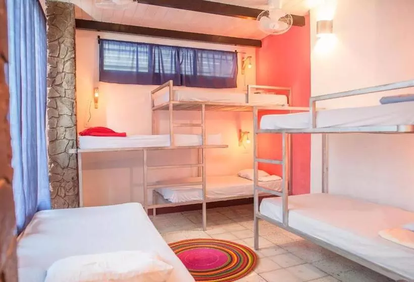 Hostel De Boca En Boca