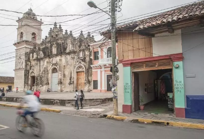 Hostel De Boca En Boca