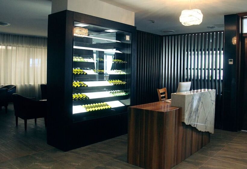 Отель Citi Boutique