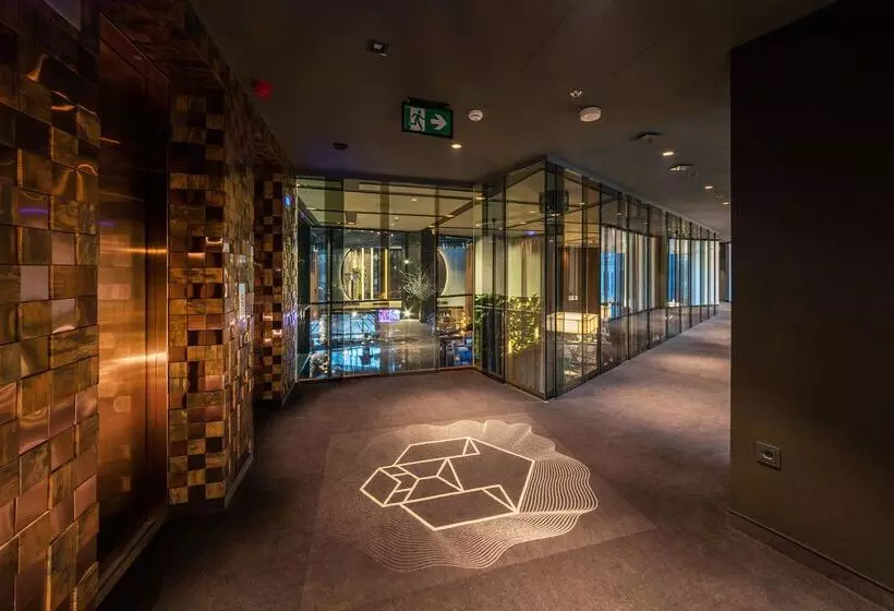 Hotelli Clark Budapest   Adults Only