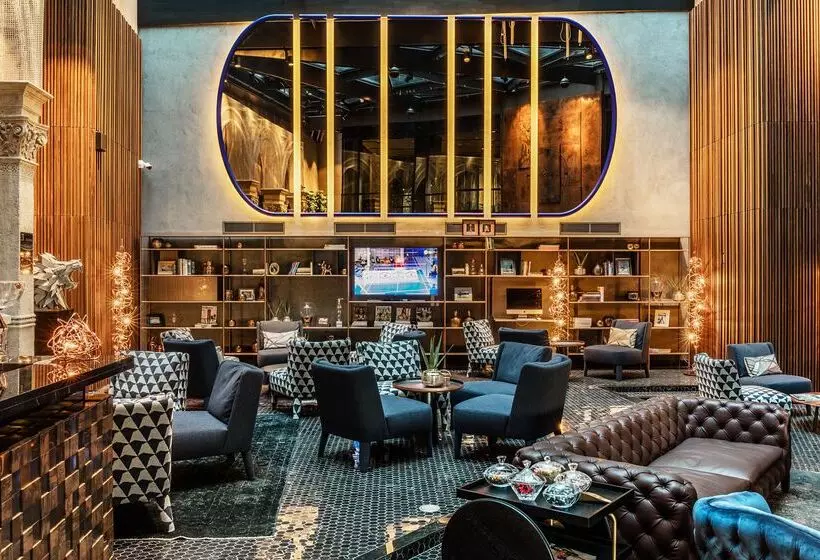 Hotelli Clark Budapest   Adults Only