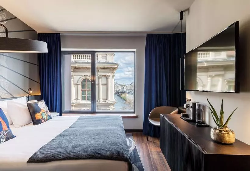 Hotelli Clark Budapest   Adults Only