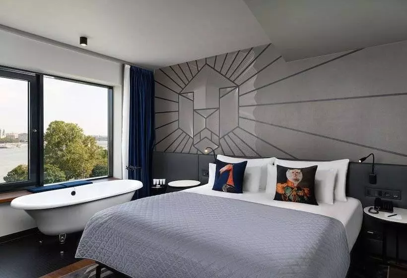 Hotelli Clark Budapest   Adults Only