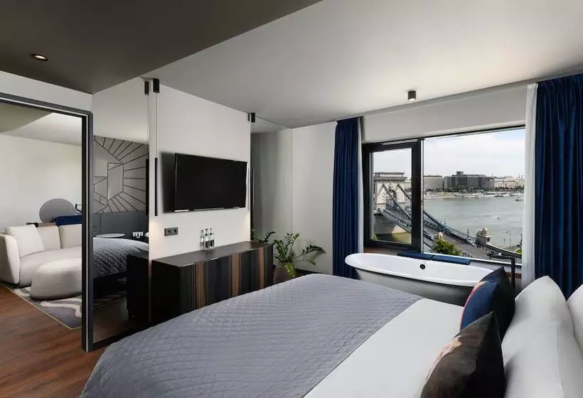 Hotelli Clark Budapest   Adults Only