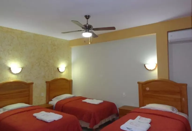 هتل Pampa & Selva