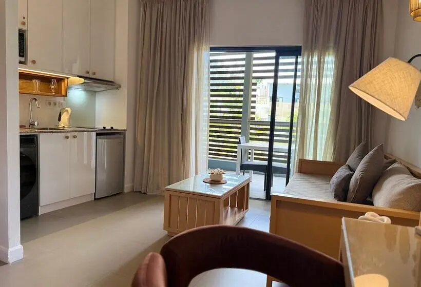 Be Cosy Apart Hotel With Lov