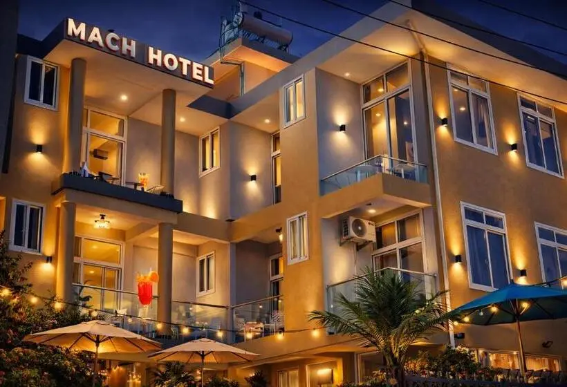 هتل Mach