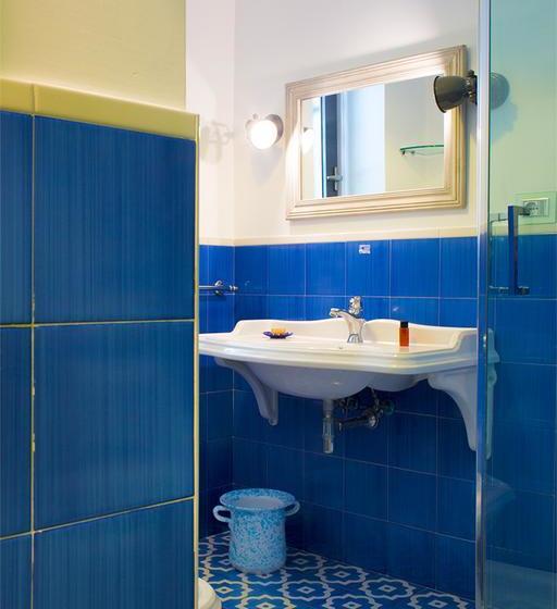 تختخواب و صبحانه Baylon Guest House