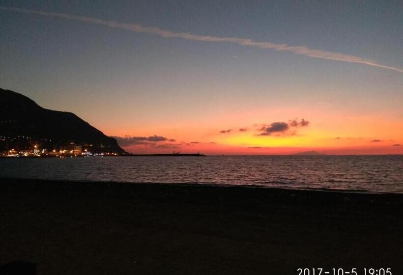 مبيت وإفطار Little Anema & Core