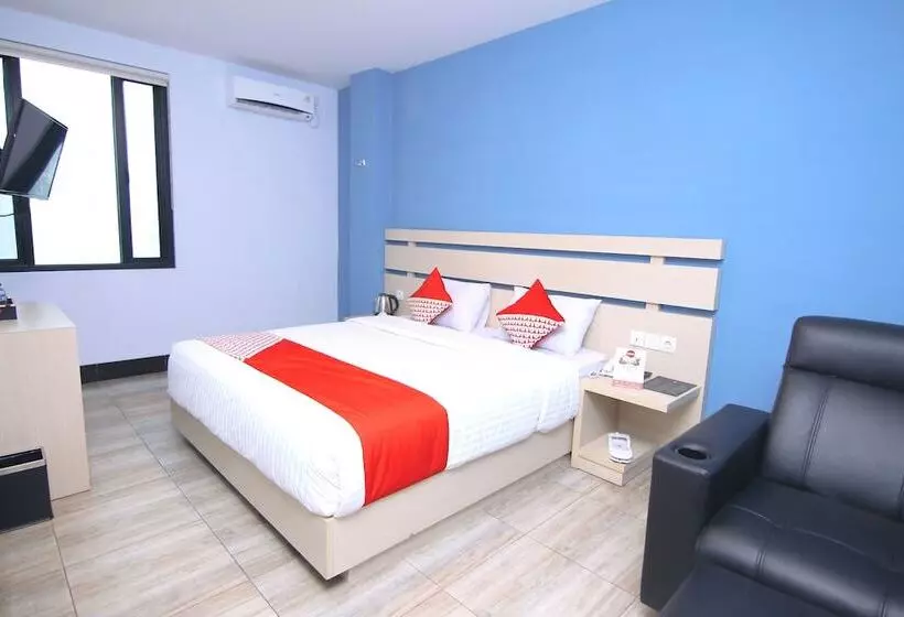 Budget Hotel By The Harbour