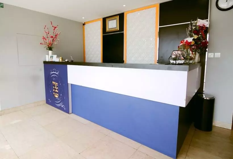 Budget Hotel By The Harbour