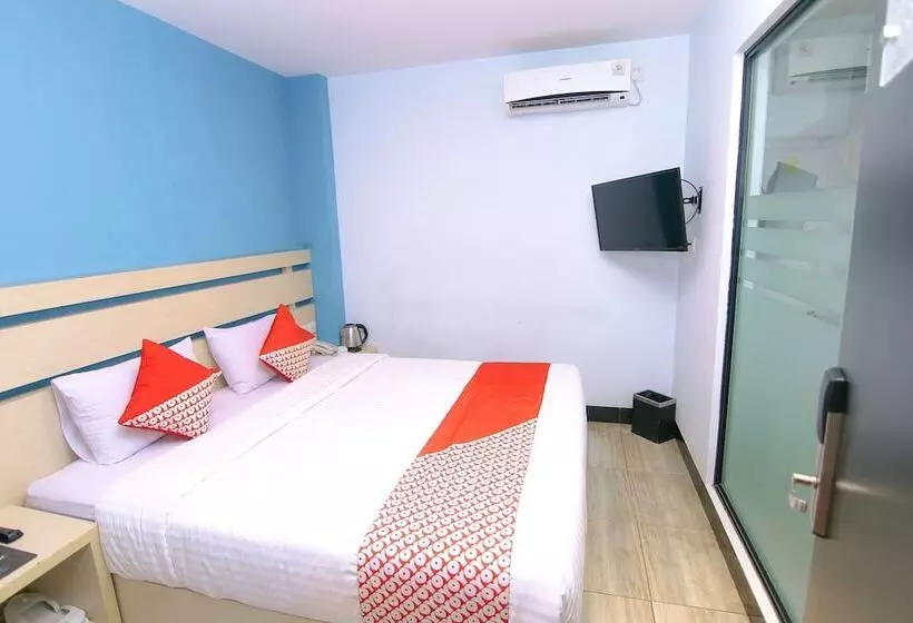 Budget Hotel By The Harbour