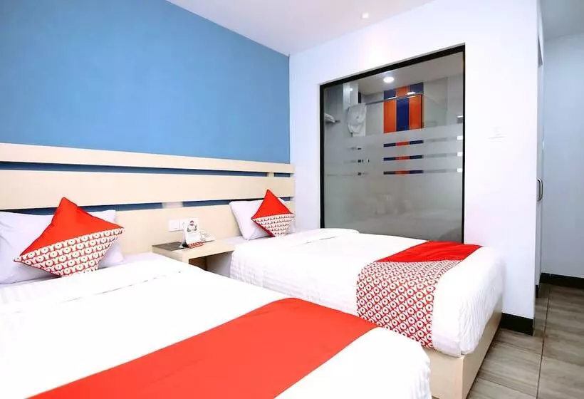 Budget Hotel By The Harbour