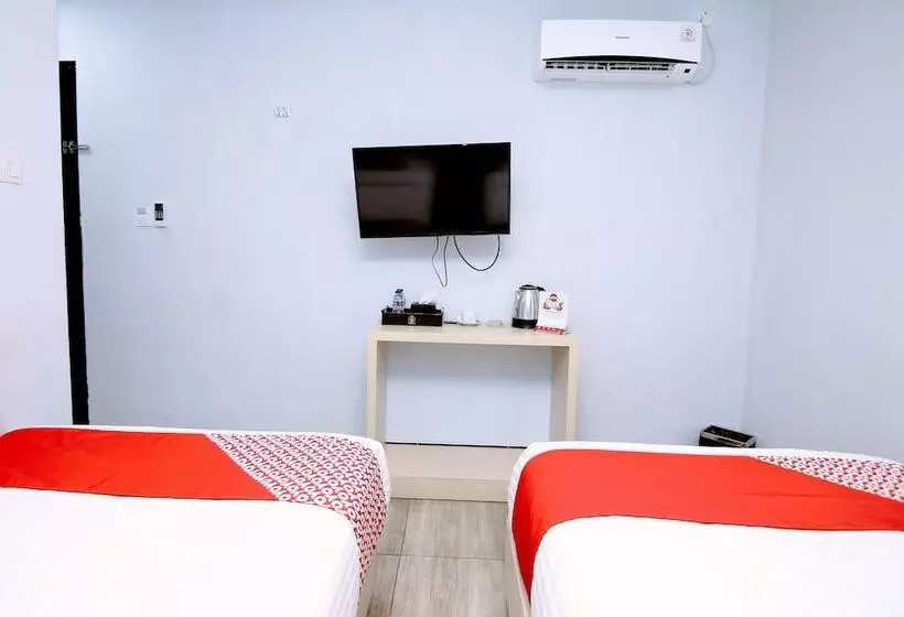 Budget Hotel By The Harbour