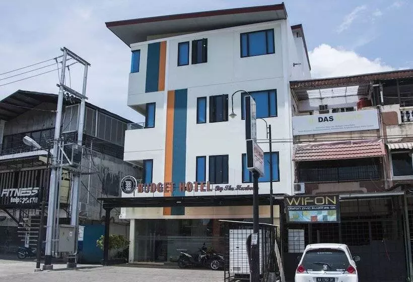 Budget Hotel By The Harbour