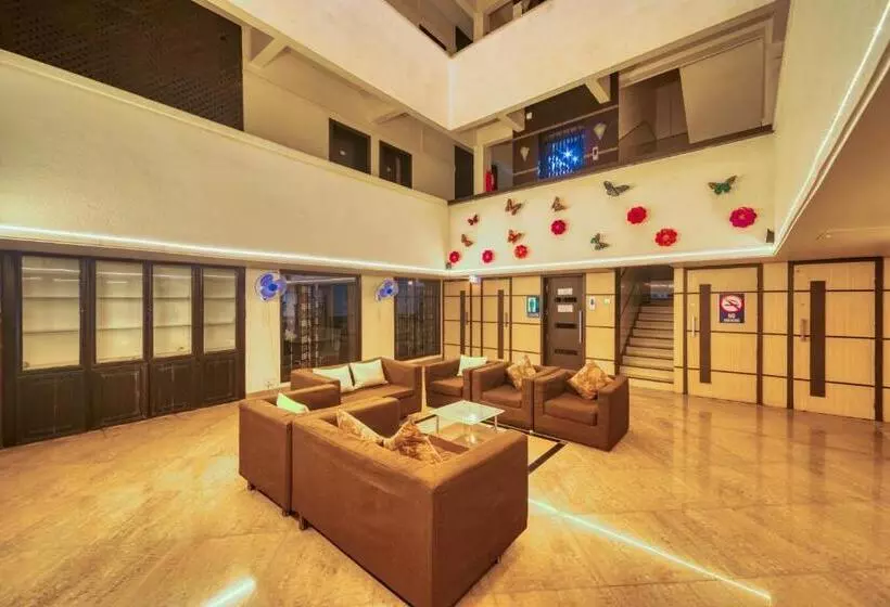 Hotelli Ashwin Igatpuri, Pure Veg & Jain Food