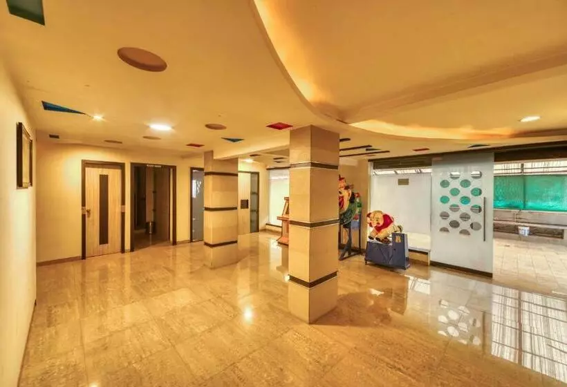 Hotelli Ashwin Igatpuri, Pure Veg & Jain Food