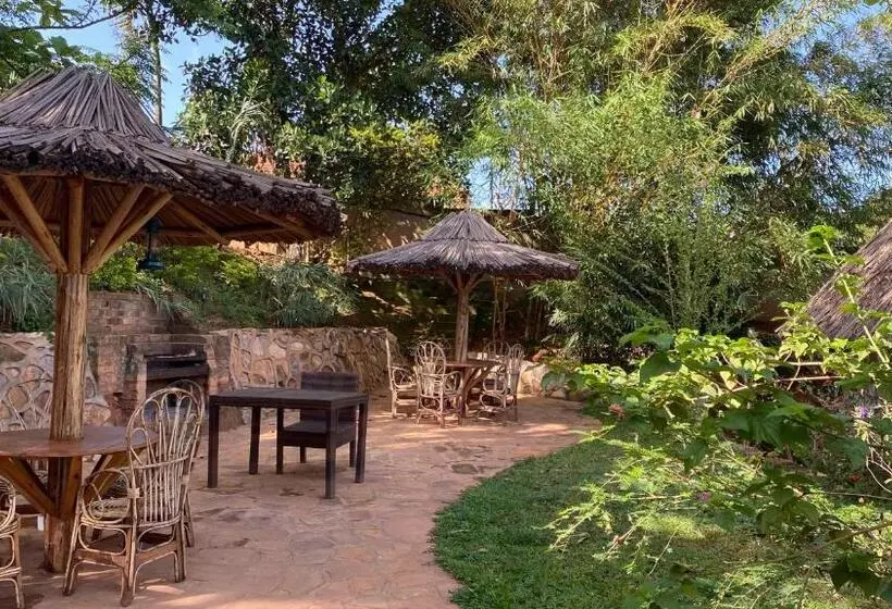 هتل Banda Lodge