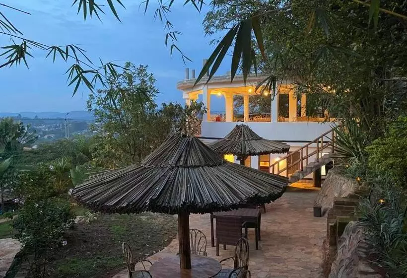 هتل Banda Lodge