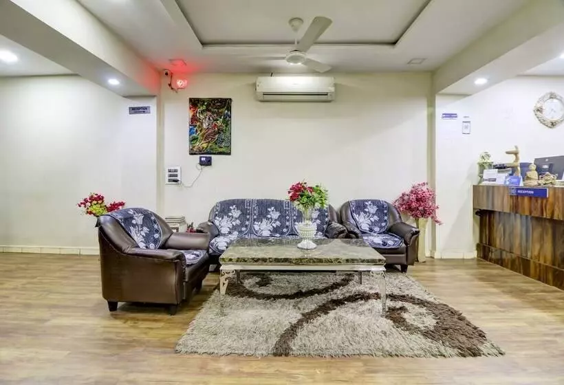 Fabhotel Anandam