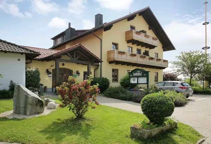Hotelli Schätzlhof Ohg