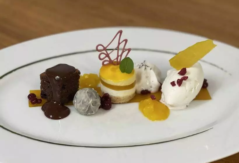 Hotelli Schätzlhof Ohg