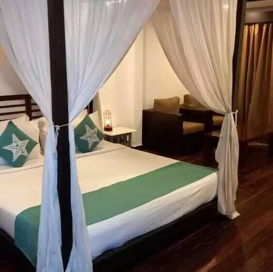 Hotel Sinq Beach Morjim