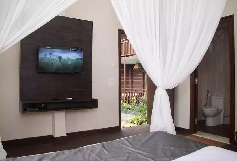 Hotel Sinq Beach Morjim