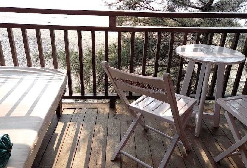 Hotell Sinq Beach Morjim