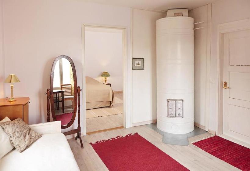 Boutique Hotel Tavis, Check In Olavinkatu 8