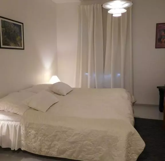 Boutique Hotel Tavis, Check In Olavinkatu 8