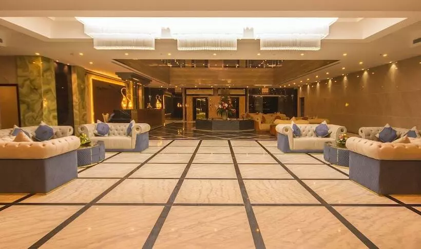 Hotelli The Grand Mountain