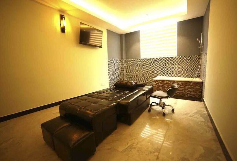 ホテル The Grand Mountain