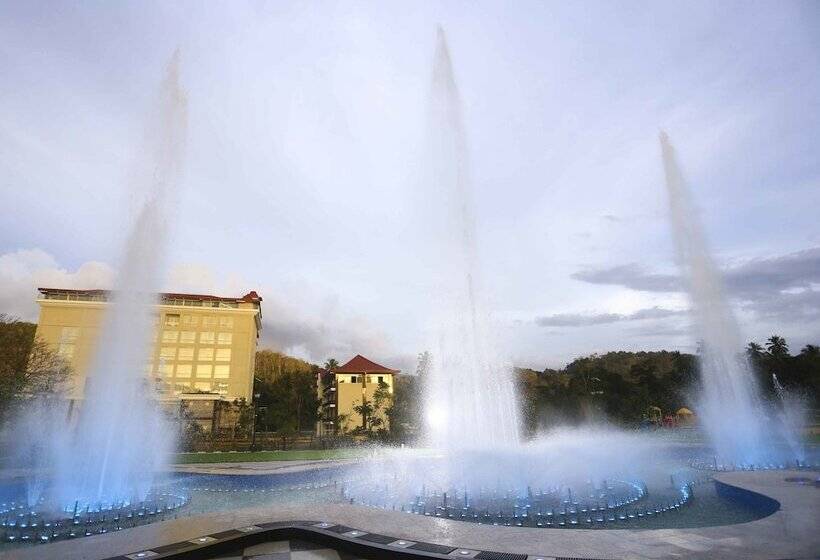 ホテル The Grand Mountain